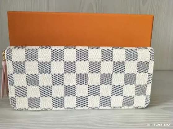 AAA Replica Ru Vuitton Louis CLEMENCE WALLET 0620